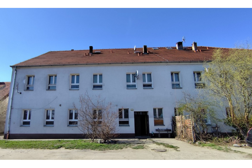 powiat trzebnicki, Prusice, Czerwonego Krzyża, Centrum. Pierwsze piętro.