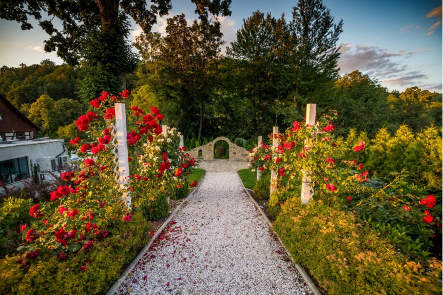 powiat jeleniogórski, Chrośnica, Lokal na sprzedaż
