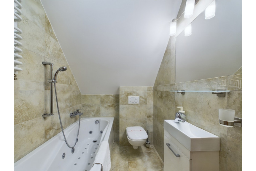 powiat jeleniogórski, Karpacz, Apartament z widokiem na Śnieżkę+ 5 balkonów
