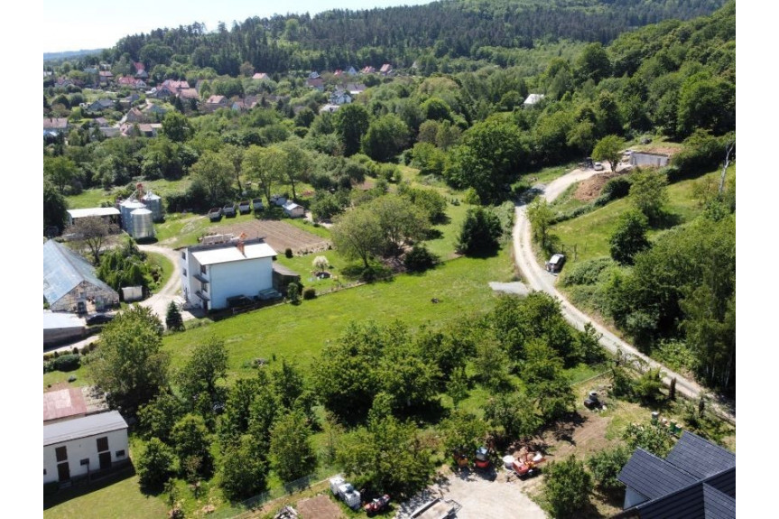 powiat wrocławski, Strzegomiany, Miejsce na wymarzony dom pod Ślężą