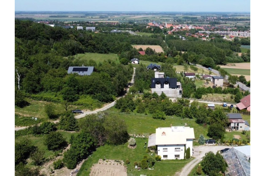 powiat wrocławski, Strzegomiany, Miejsce na wymarzony dom pod Ślężą