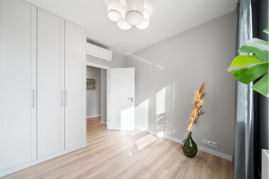 Warszawa, Ursynów Natolin, Henryka Raabego, 4-pokojowe 75 m2 w apartamentowcu Zielony Natolin