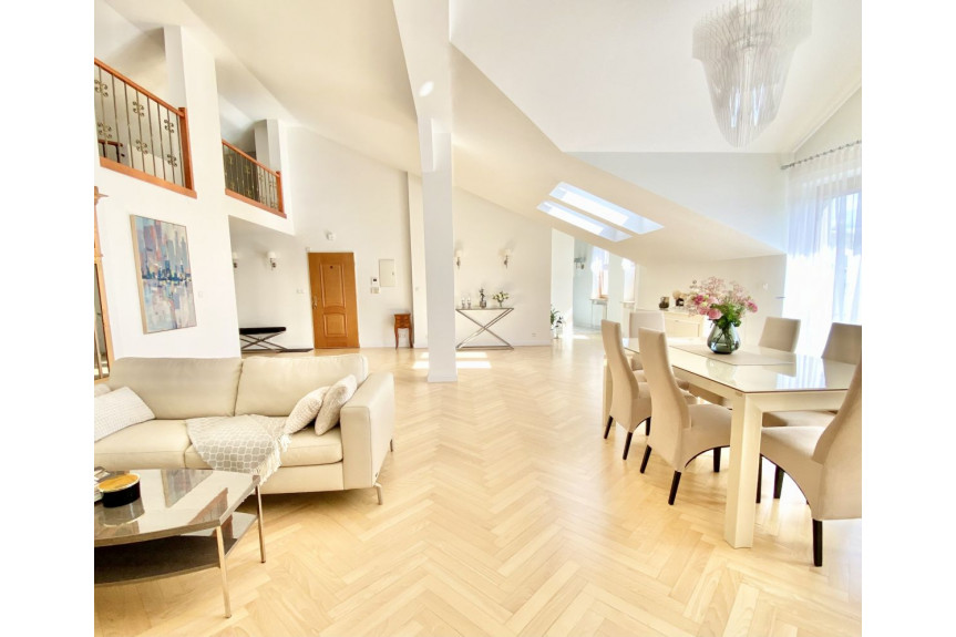 Warszawa, Ursynów, Villardczyków, Przestronny apartament w wysokim standardzie