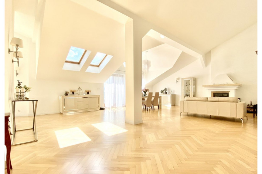 Warszawa, Ursynów, Villardczyków, Przestronny apartament w wysokim standardzie