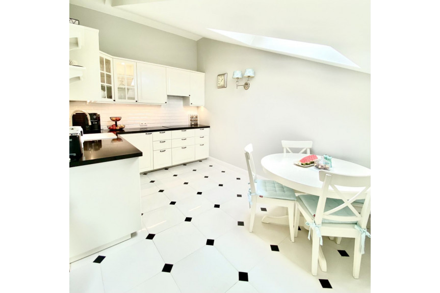 Warszawa, Ursynów, Villardczyków, Przestronny apartament w wysokim standardzie