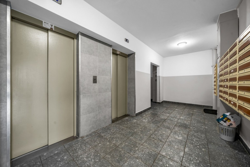 Warszawa, Ursynów, Jana Żabińskiego, 2 pokoje | Blisko Metra | Balkon | Las w pobliżu