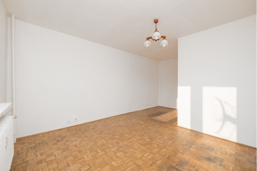 Warszawa, Praga-Południe, Komorska, Praga widne 33 m obok Ostrobramskiej + balkon