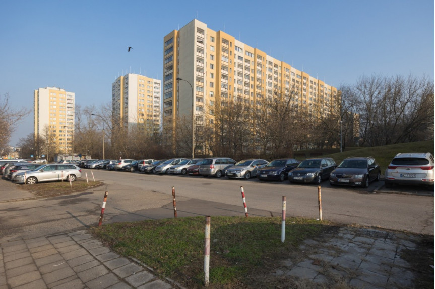 Warszawa, Praga-Południe, Komorska, Praga widne 33 m obok Ostrobramskiej + balkon