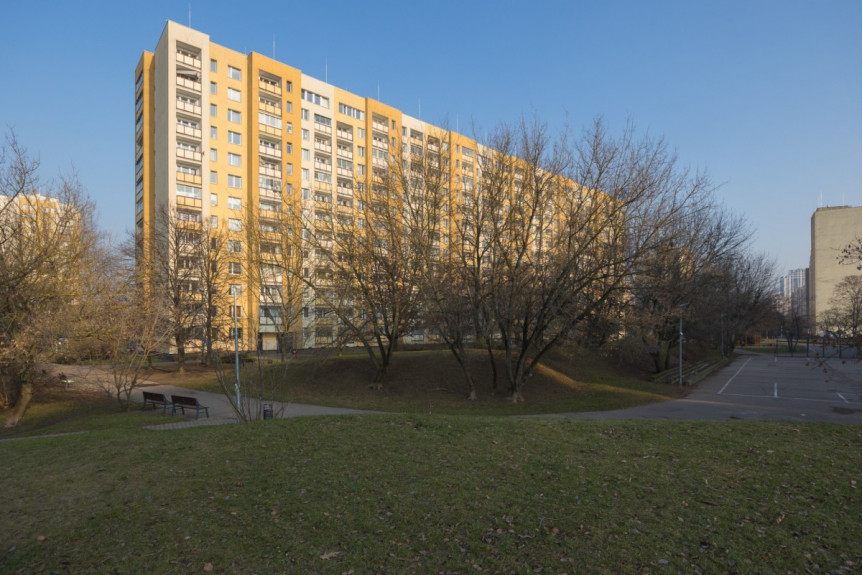 Warszawa, Praga-Południe, Komorska, Praga widne 33 m obok Ostrobramskiej + balkon