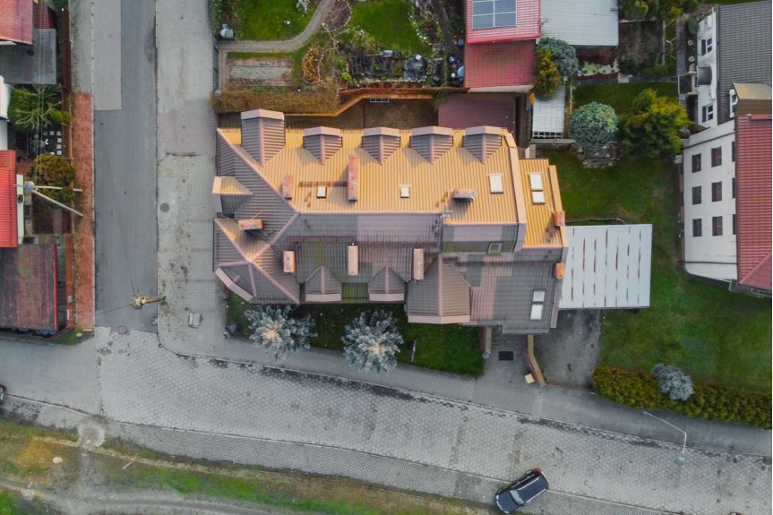 Warszawa, Praga-Południe Grochów, Obiekt - dom - mieszkalno biurowy
