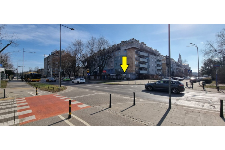 Warszawa, Praga-Południe Grochów, Józefa Chłopickiego, Witryna. Przy głównej ulicy. Na rogu.