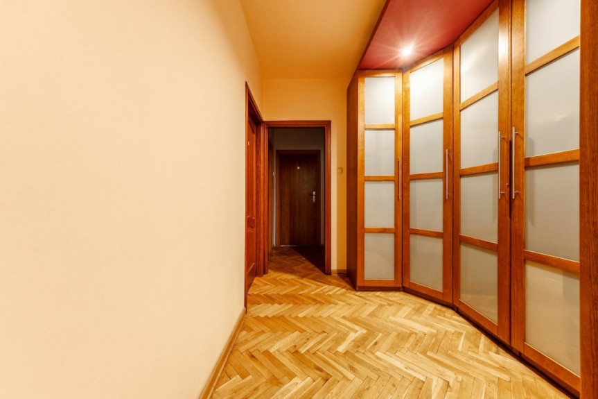 Warszawa, Ochota, Aleje Jerozolimskie, Perełka w kamienicy | 154 m2 | idealne na biuro