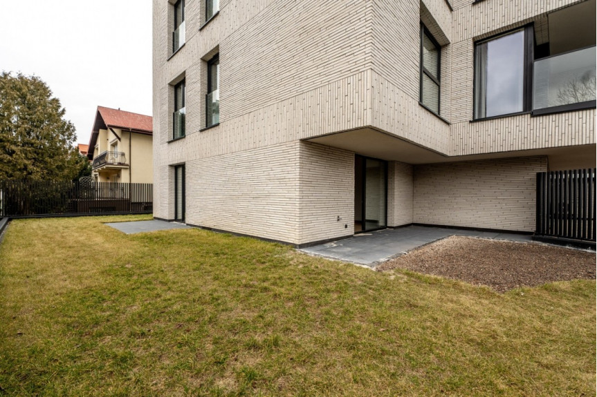 Warszawa, Ochota, Lirowa, Apartamentowiec do wynajęcia| Garaż| Komórki