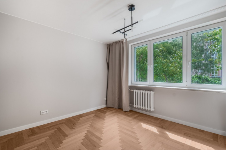 Warszawa, Mokotów, Oskara Langego, 2 pokoje po remoncie blisko Galerii Mokotów