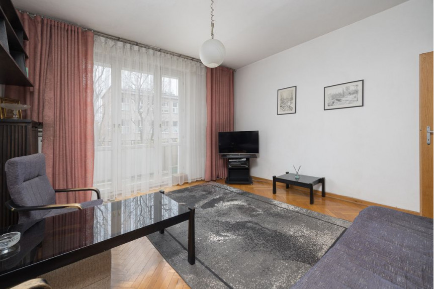 Warszawa, Mokotów Wierzbno, Mahatmy Gandhiego, Przy Metrze Oddzielna kuchnia Balkon Piwnica