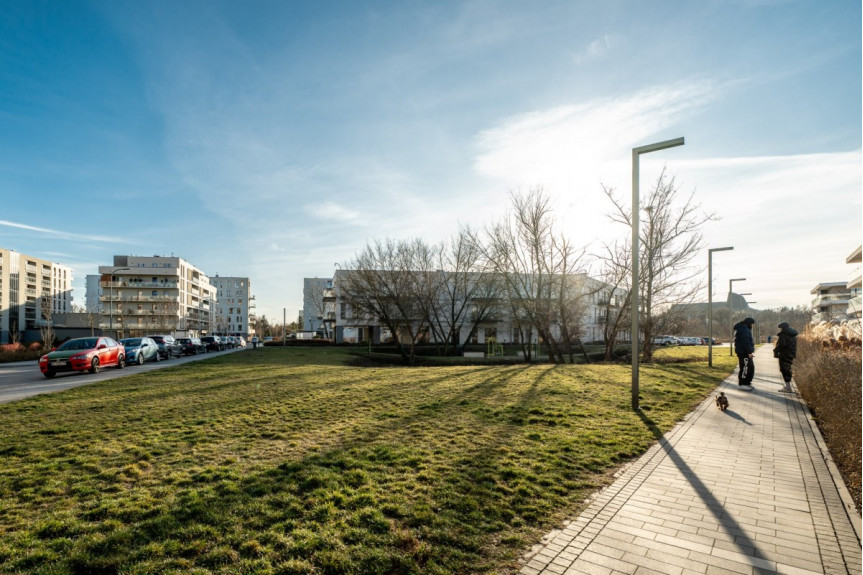 Warszawa, Mokotów, Lubaszki, Drewniane podłogi | Kino domowe