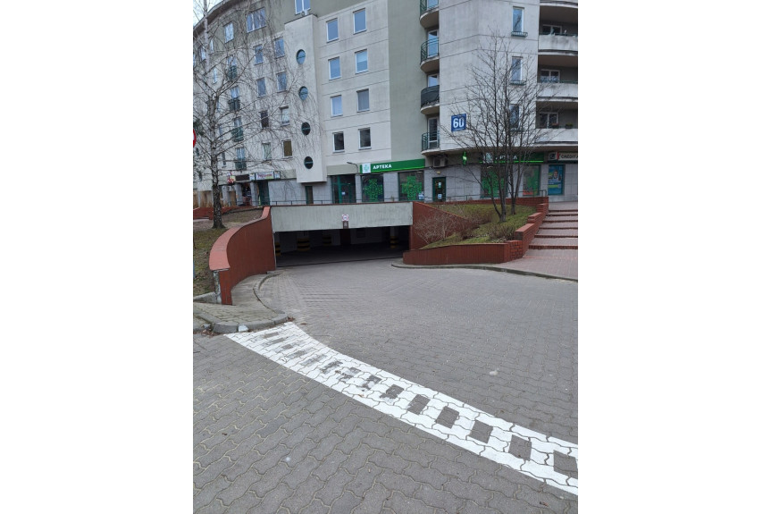 Warszawa, Mokotów Sadyba, Jana Iii Sobieskiego, Miejsce postojowe w garażu podziemnym