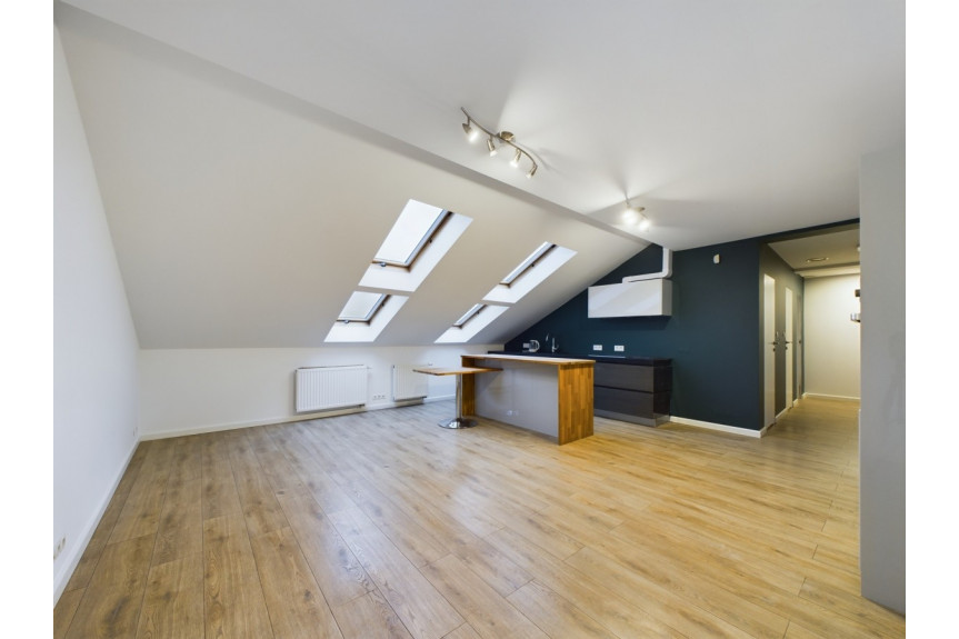 Warszawa, Wilanów Zawady, Syta, Komfortowe na poddaszu 81 m² (110 m2) Syta/Zawady