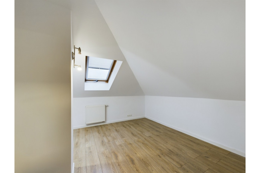 Warszawa, Wilanów Zawady, Syta, Komfortowe na poddaszu 81 m² (110 m2) Syta/Zawady