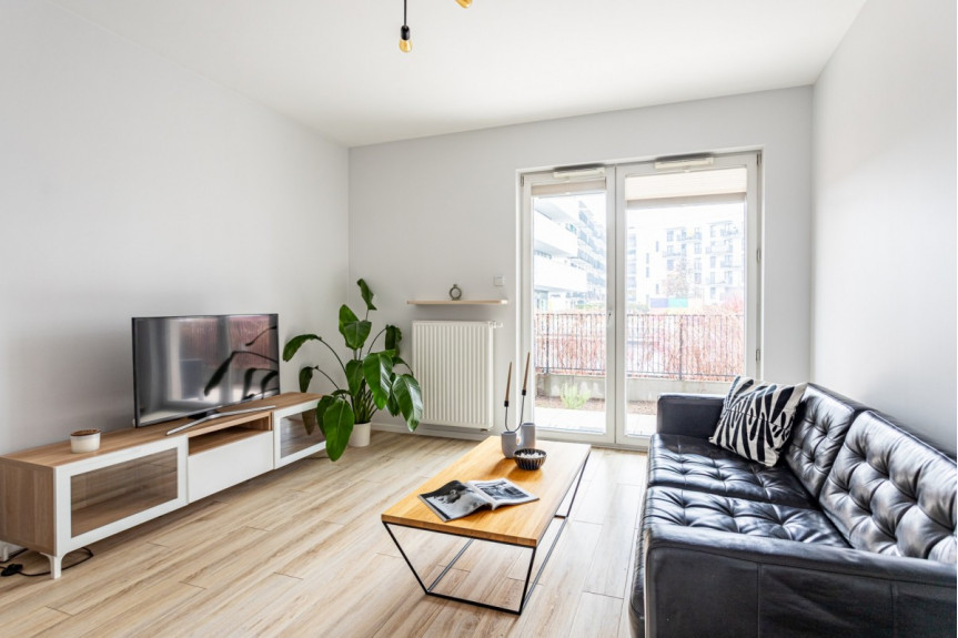 Warszawa, Żoliborz, Kaliny Jędrusik, Dwupokojowy apartament z ogródkiem na Żoliborzu