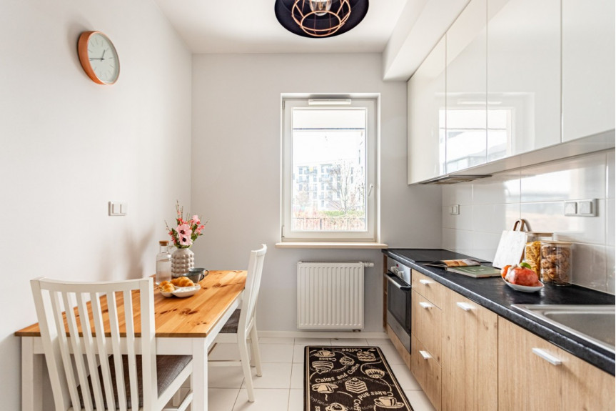 Warszawa, Żoliborz, Kaliny Jędrusik, Dwupokojowy apartament z ogródkiem na Żoliborzu