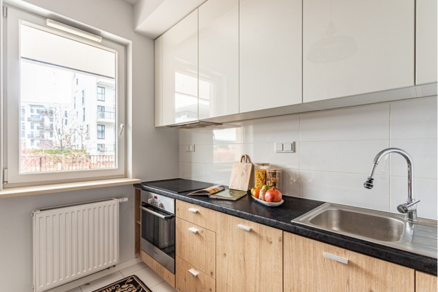 Warszawa, Żoliborz, Kaliny Jędrusik, Dwupokojowy apartament z ogródkiem na Żoliborzu