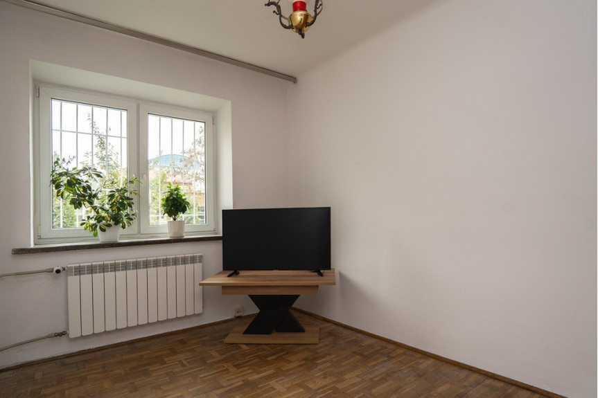 Warszawa, Śródmieście, Nowolipki, Nowolipki, 2 pokoje na parterze, cisza!