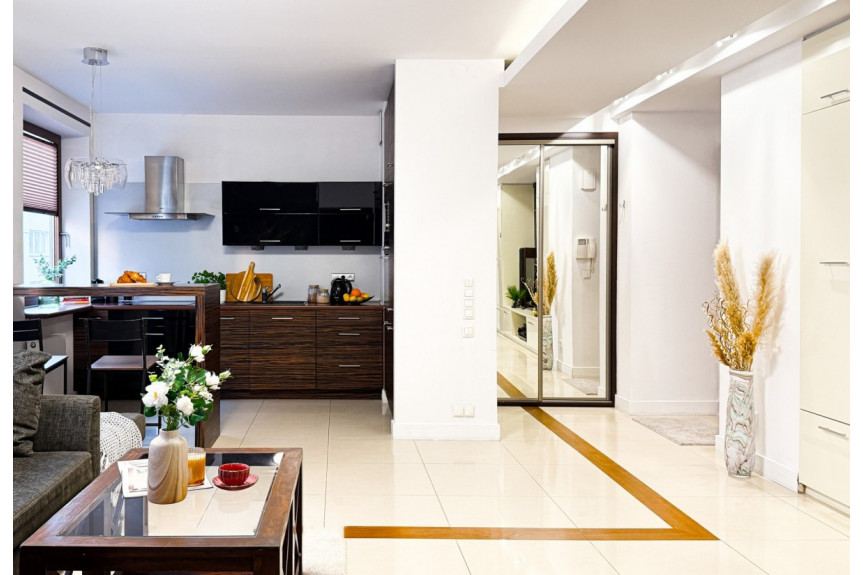 Warszawa, Śródmieście, Bagno, Luksusowy Apartament w Centrum