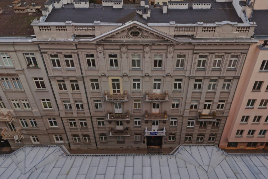 Warszawa, Śródmieście, Lwowska, Przestronne mieszkanie w zabytkowej kamienicy