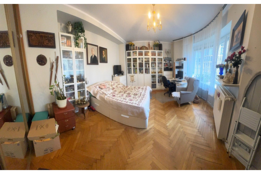 Warszawa, Śródmieście, Jaworzyńska, KAMIENICA na ciekawe B I U R O