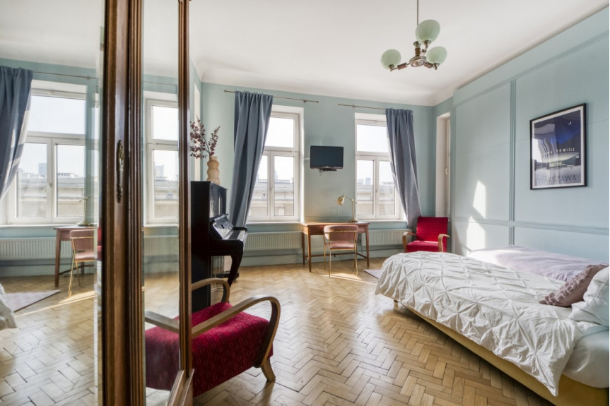 Warszawa, Śródmieście, Smolna, 5 pokoi, kamienica, blisko Nowy Świat, Foksal