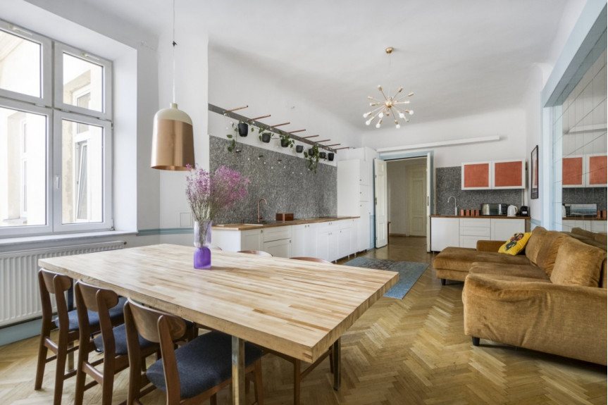 Warszawa, Śródmieście, Smolna, 5 pokoi, kamienica, blisko Nowy Świat, Foksal