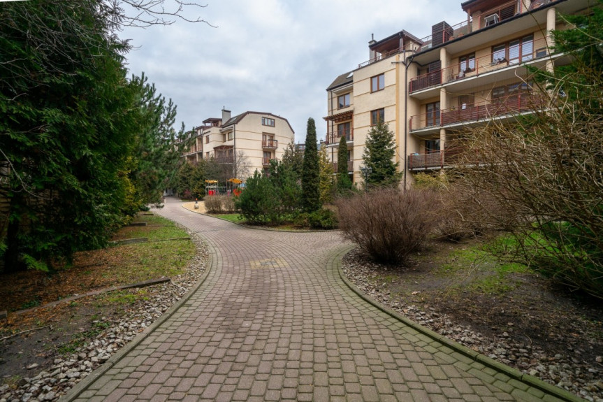 Warszawa, Włochy, Ks. Juliana Chrościckiego, Ostatnie piętro / Taras / Dwa poziomy