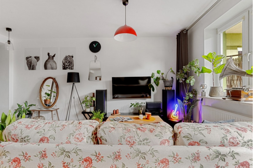 Warszawa, Włochy, Trzcinowa, Mieszkanie 74 m2 z potencjałem/ Włochy/ 2 balkony