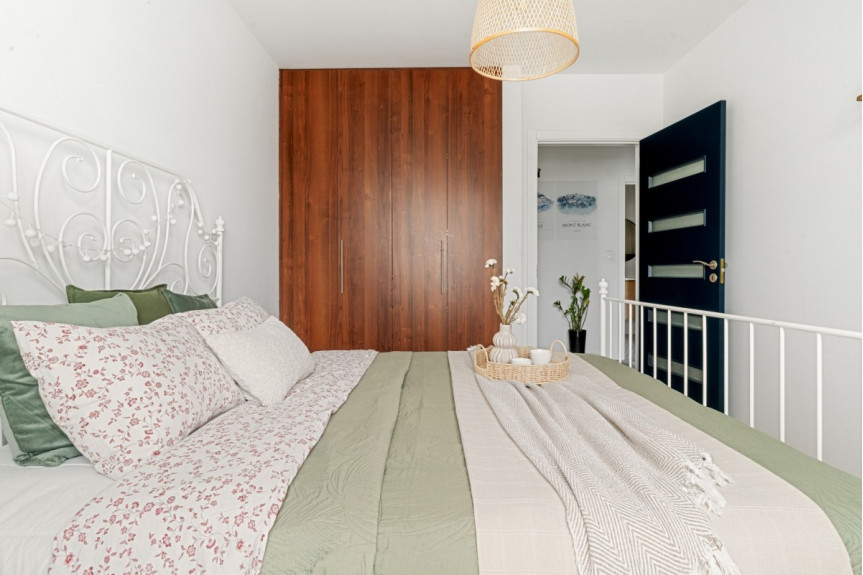 Warszawa, Włochy, Trzcinowa, Mieszkanie 74 m2 z potencjałem/ Włochy/ 2 balkony