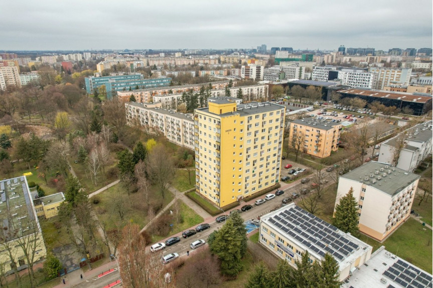 Warszawa, Ochota Rakowiec, Sanocka, 2 pokojowe mieszkanie na Ochocie blisko WUM