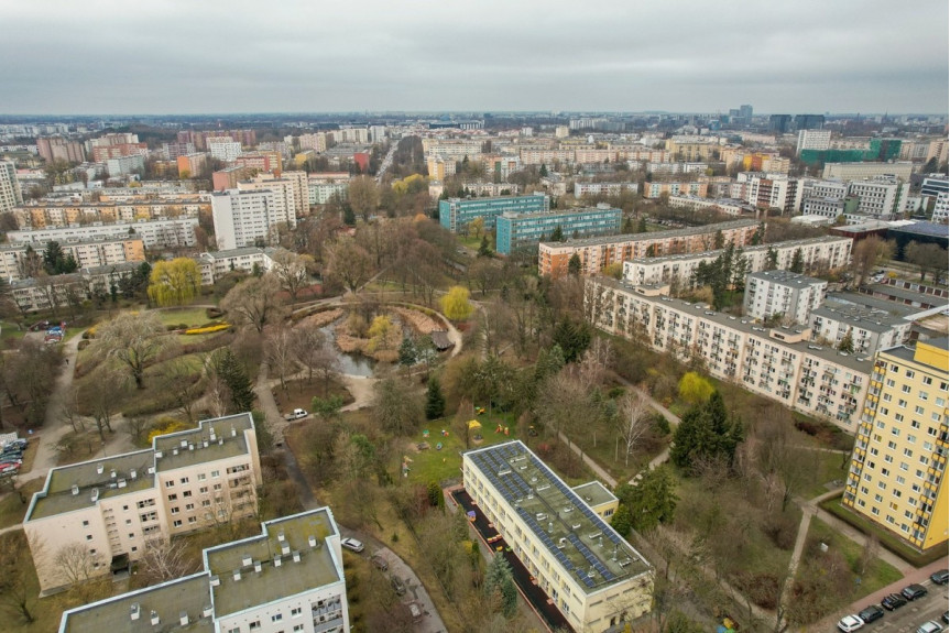 Warszawa, Ochota Rakowiec, Sanocka, 2 pokojowe mieszkanie na Ochocie blisko WUM