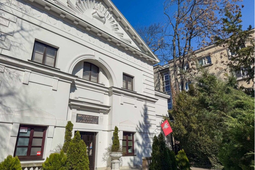 Warszawa, Śródmieście, Aleja Solidarności, 2-pok. w kamienicy przy Placu Bankowym