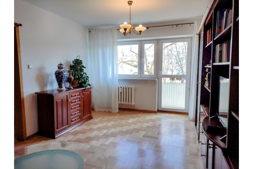 Warszawa, Żoliborz, Izabelli, Sady Żoliborskie, NISKI BUDYNEK, balkon + piwnica