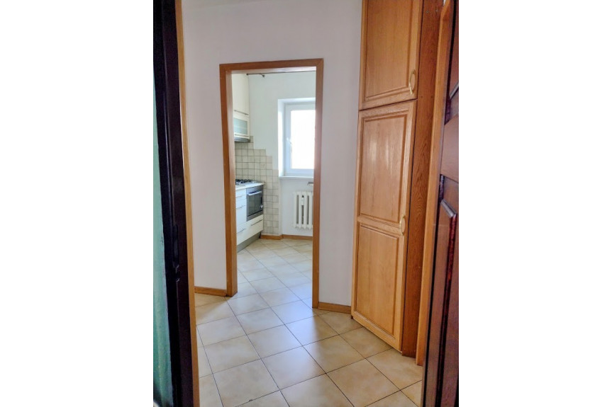 Warszawa, Żoliborz, Izabelli, Sady Żoliborskie, NISKI BUDYNEK, balkon + piwnica