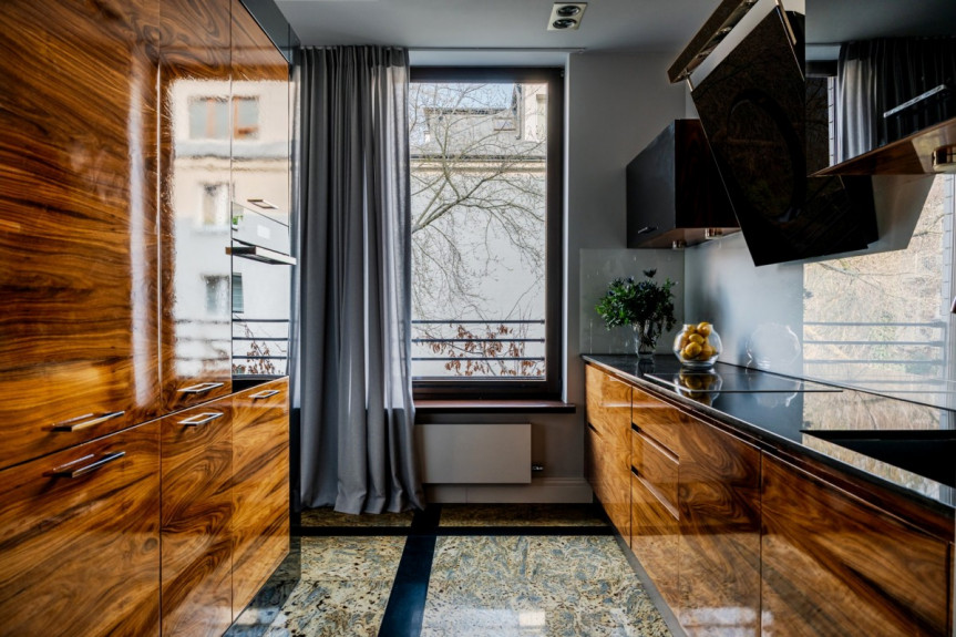 Warszawa, Śródmieście, Parkowa, Luksusowy apartament przy Łazienkach Królewskich