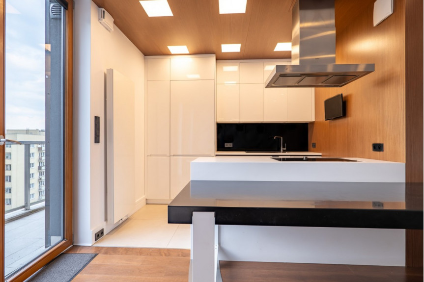 Warszawa, Śródmieście, LUKSUSOWY PENTHOUSE W SERCU POWIŚLA Z TARASEM