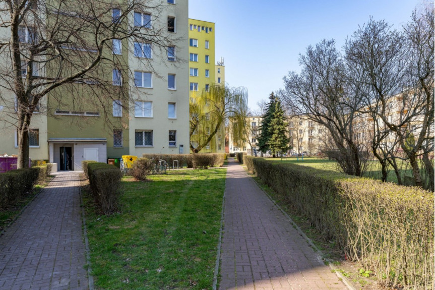 Warszawa, Ochota Szczęśliwice, Karola Dickensa, ODNOWIONE MIESZKANIE SKĄD WSZĘDZIE BLISKO – OCHOTA