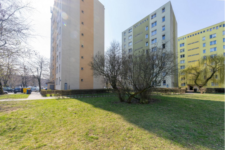Warszawa, Ochota Szczęśliwice, Karola Dickensa, ODNOWIONE MIESZKANIE SKĄD WSZĘDZIE BLISKO – OCHOTA
