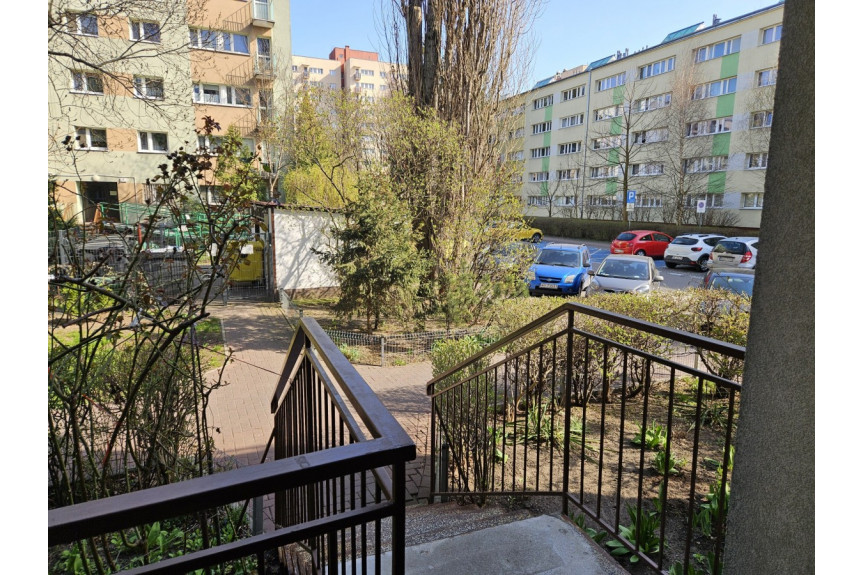 Warszawa, Ochota Rakowiec, Władysława Okińskiego, Rakowiec*2 Pokoje*Cicha okolica*4-piętrowy blok