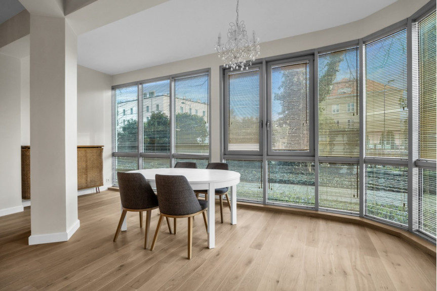 Warszawa, Mokotów Wierzbno, Tyniecka, 120 - metrowy apartament na Mokotowie