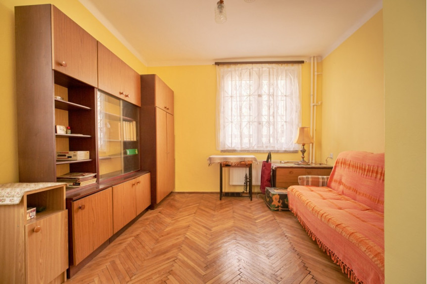 Warszawa, Praga-Północ, Karola Linneusza, 2 pokoje parter