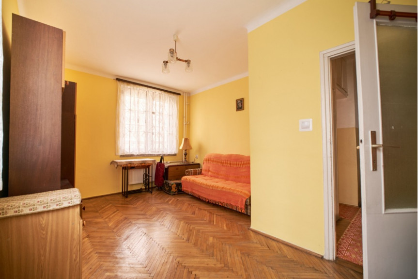 Warszawa, Praga-Północ, Karola Linneusza, 2 pokoje parter