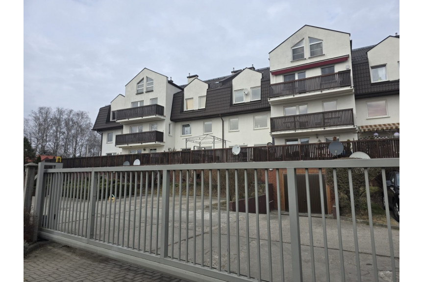Warszawa, Ursynów, Ludwinowska, cisza, 5 pokoi, 2 miejsca garażowe, 2 komórki lok