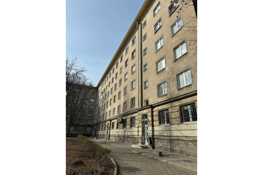 Warszawa, Wola, Ogrodowa, 3 oddzielne pokoje, kamienica GARAŻ winda!